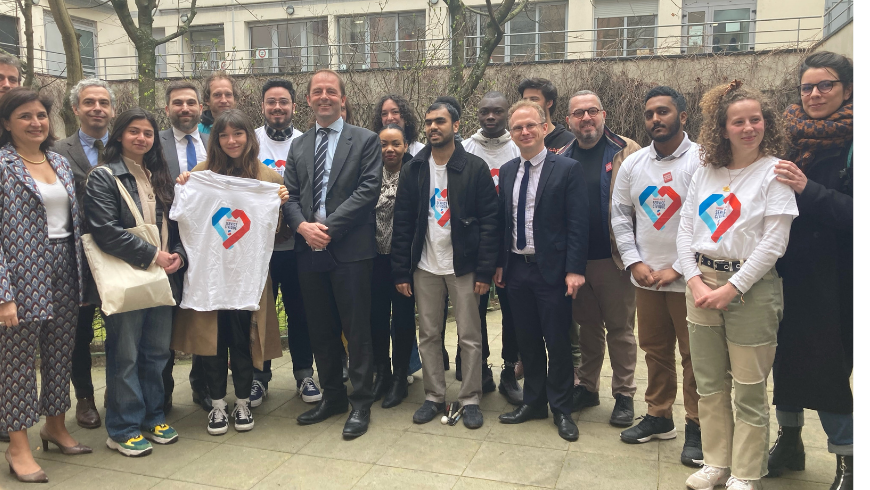 Lancement de l'appel à projets le 17 mars 2022  à la Mission locale de Paris, en présence de M. Thibaut Guilluy, Haut-Commissaire à l'Emploi et l'Engagement des entreprises, M. Thibaut de Saint-Pol, directeur de cabinet de Sarah El Haïry, Secrétaire d'Etat chargée de la Jeunesse et de l'Engagement, Mme Emmanuelle Pérès, Déléguée interministérielle à la Jeunesse et directrice de la Jeunesse, de l'Education populaire et de la vie associative (DJEPVA), et  M. David Knecht, Directeur Général de l'Agence du Service Civique.